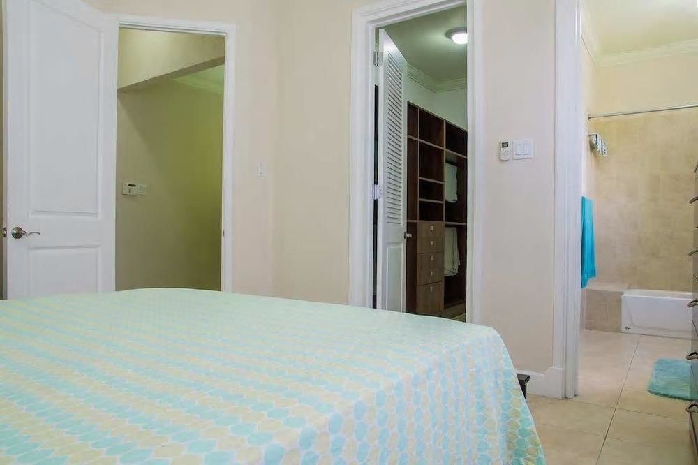 New Kingston Guest Apt At Sonoma Estate Εξωτερικό φωτογραφία