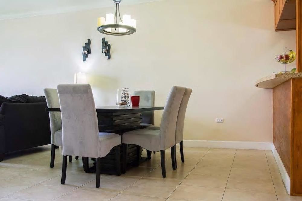 New Kingston Guest Apt At Sonoma Estate Εξωτερικό φωτογραφία
