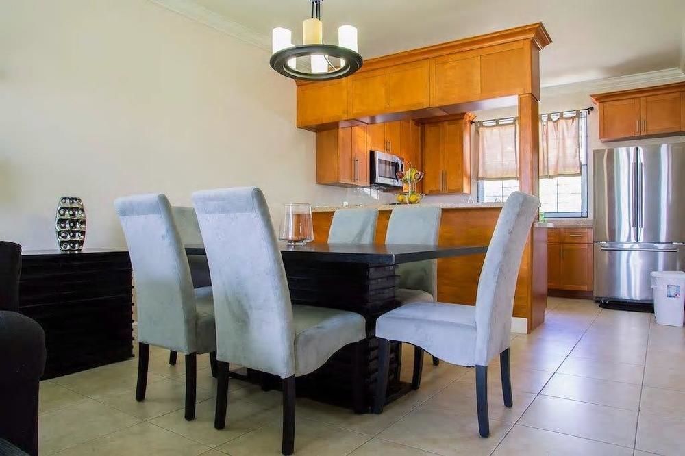New Kingston Guest Apt At Sonoma Estate Εξωτερικό φωτογραφία