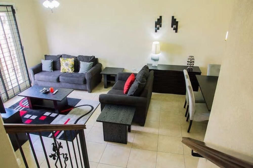 New Kingston Guest Apt At Sonoma Estate Εξωτερικό φωτογραφία